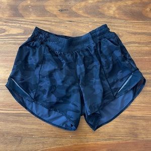 Lululemon Hotty Hot Low-Rise Lined Shorts